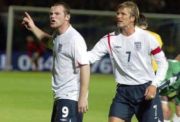 Beckham động viên Rooney sau vụ 'Paul Scholes'